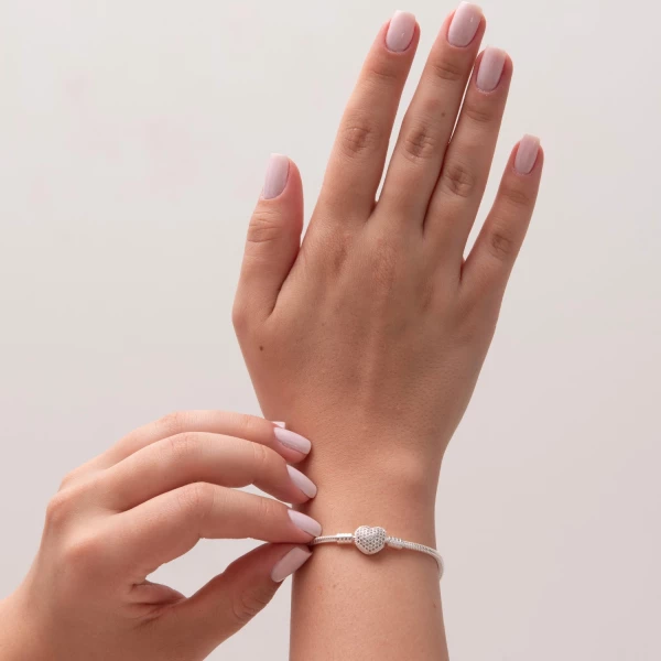 Pulseira Pandora Fecho Coração Cravejado