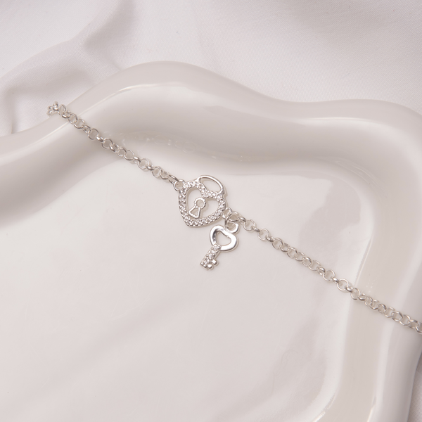 Pulseira Elo Port Entremeio Coração Crav Cristal Fechadura e Chave Crav Pend 